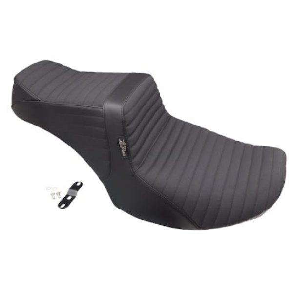 LePera ラペラ テールウィップシート 23年以降 CVOツアラーVVT プリーツ グリップ