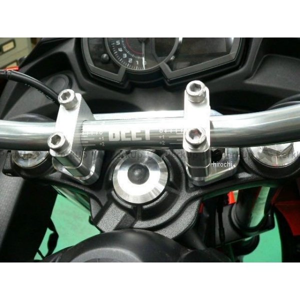 バーハンドルクランプキット 17年 Ninja650