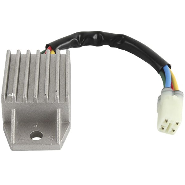 電圧レギュレータ