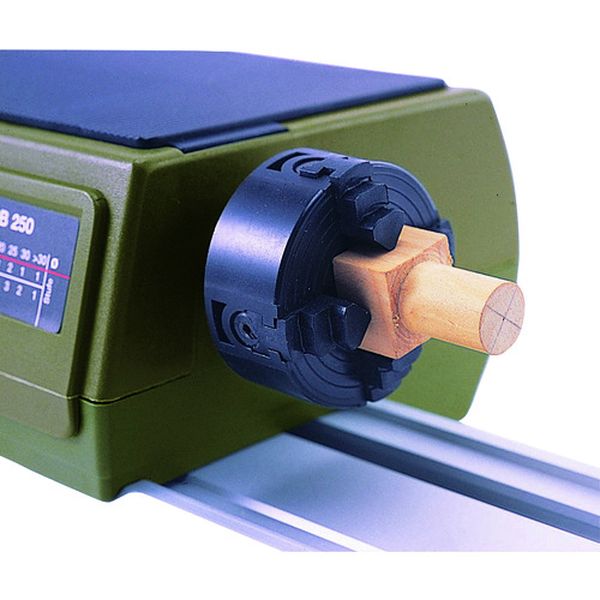 四爪インディペンデントチャック