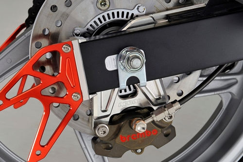 リアキャリパーサポート 11年-13年 CBR250R