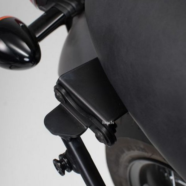 SLCサイドキャリア用アダプター 右用 TRIUMPH BONNEVILLE T100、120