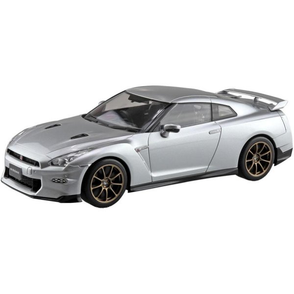 楽プラ ニッサン R35 NISSAN GT-R 2024 アルティメイトメタルシルバー