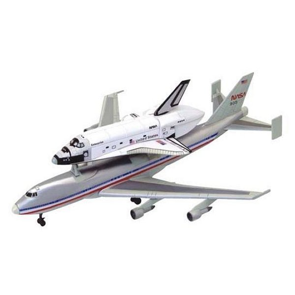 アオシマ 1/450 完成品プラモ スペースシャトル＆747