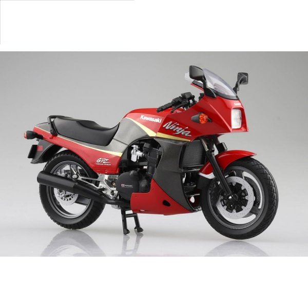 アオシマ スカイネット1/12 完成品プラモ カワサキ GPz900R 赤/灰