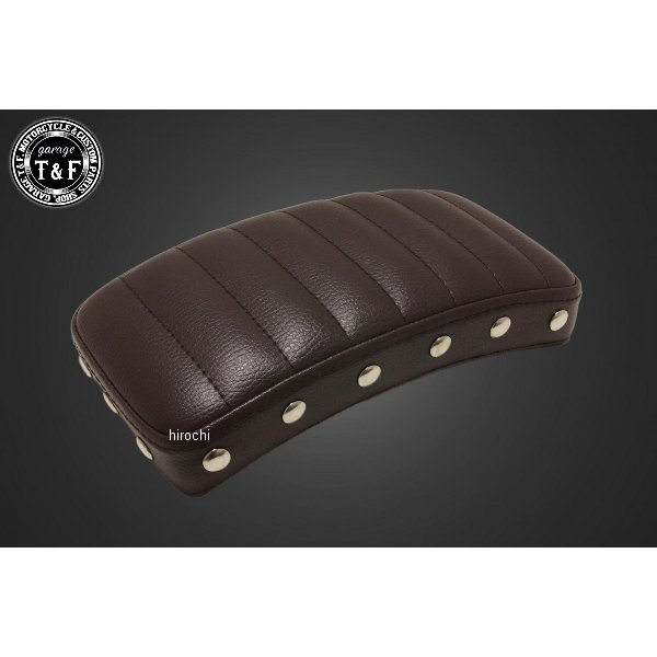 スタッド付きアンティークピリオンシート (タックロール) ブラウン