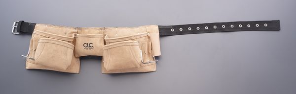 [12ﾎﾟｹｯﾄ] ﾀﾞﾌﾞﾙﾂｰﾙﾎﾟｰﾁ(革製･ﾍ