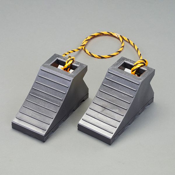 110x235x125mm タイヤストッパー(黒/ヒモ