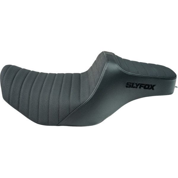 4704A-  Seat Highnoon Vinyl w/Slistop Black Logo Touring CVO