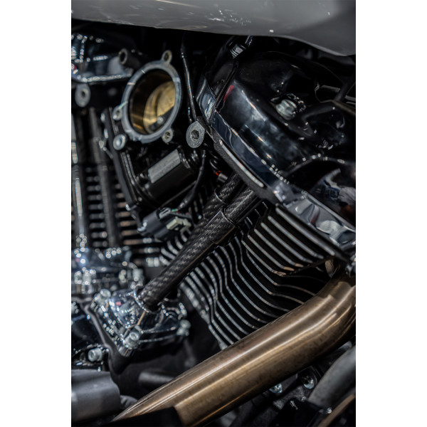 プッシュロッドカバー カーボン M8