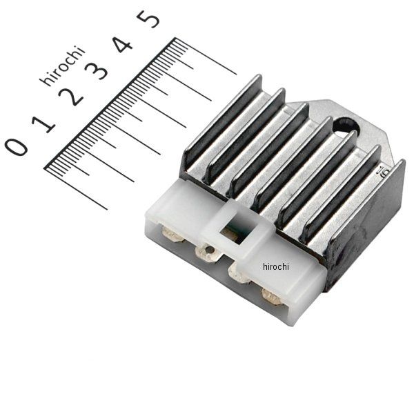 レクチファイヤーとレギュレータA 3KJ-81960-11