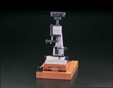 ウォッチケースオープニングデバイス