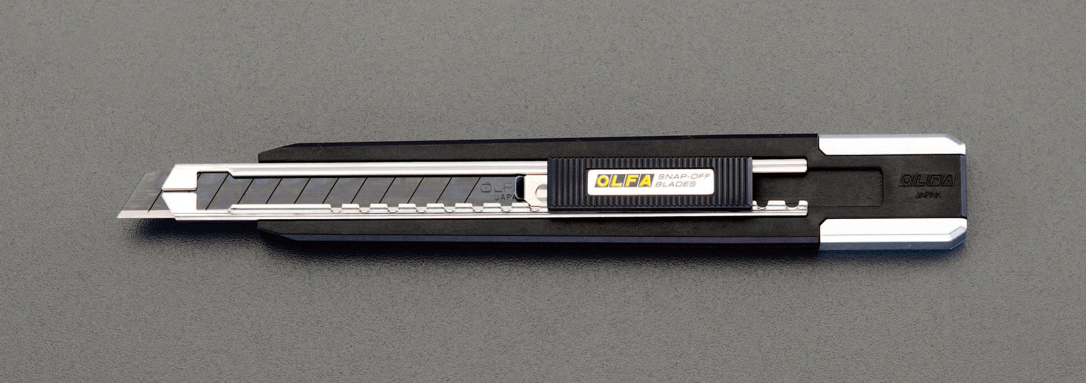 143mm カッターナイフ(超鋭角刃)