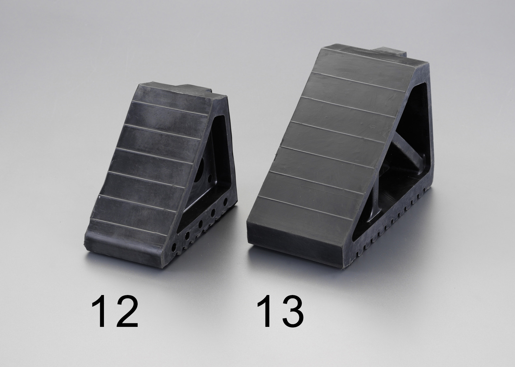 170x240mm タイヤストッパー 2個組