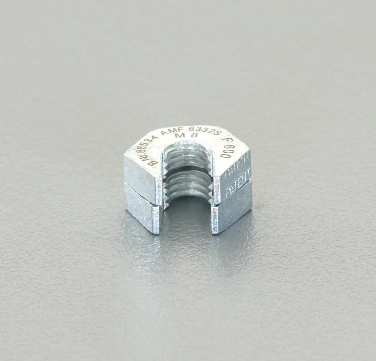 M12 クランプナット クイックアクション