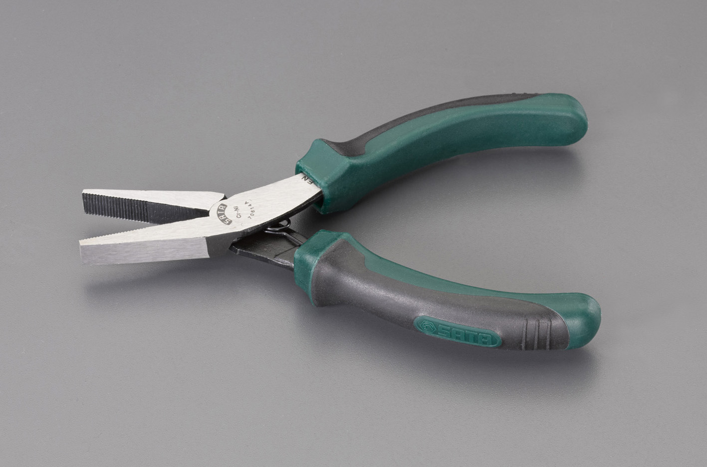 125mm フラットノーズプライヤー