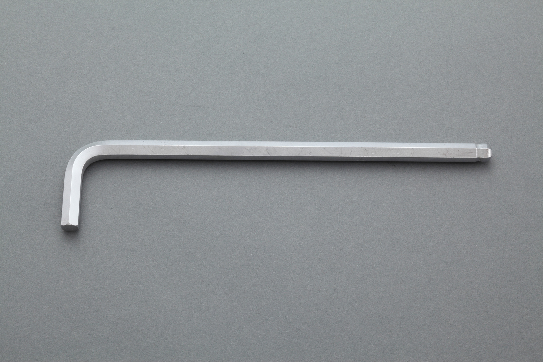 2 mm 六角棒レンチ(ロング ボールポイント付)