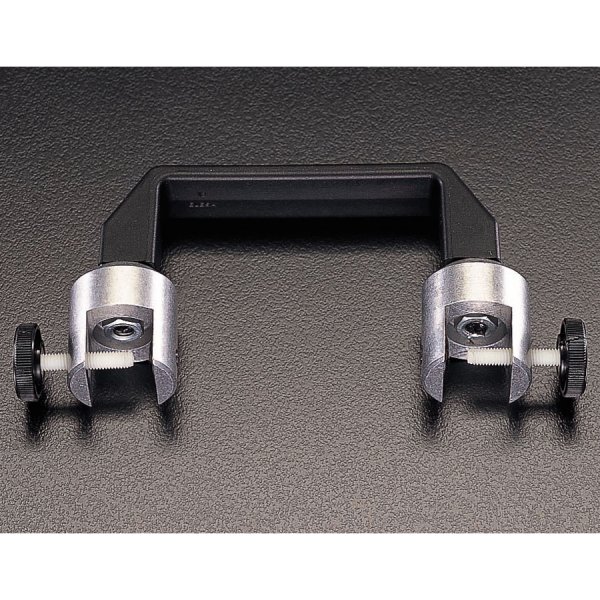 コーナー支持金具