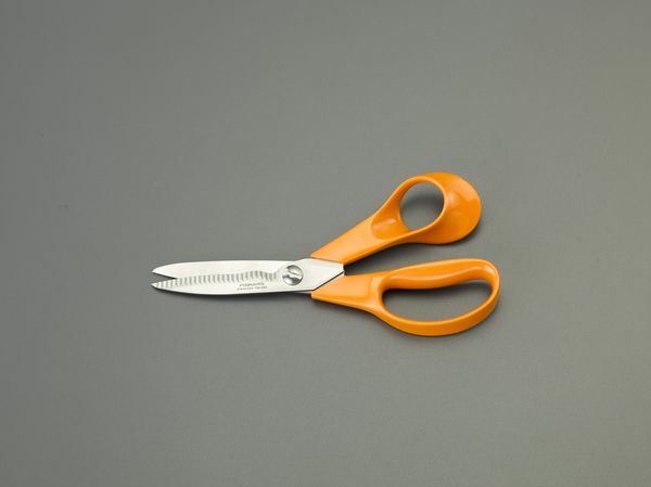 180mm はさみ･万能(ステンレス製)