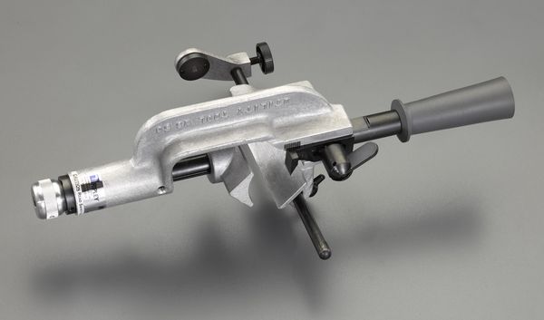 12.7-57.2mm ケーブルストリッパー(エンド)