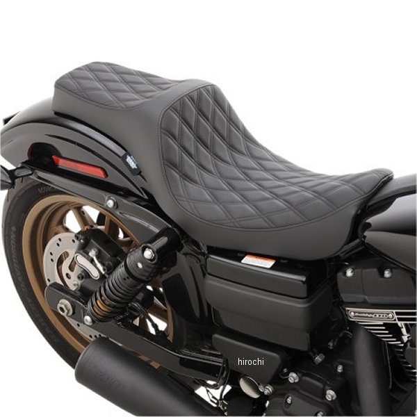 シート プレデター III 06年-17年 FXD ダイヤモンド/黒